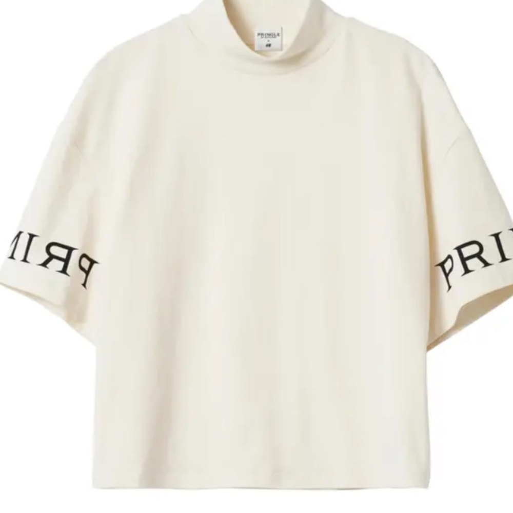 Pringle of Scotland Crop Turtle Neck.